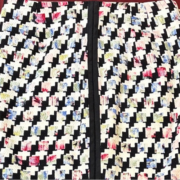 WHBM Chic Multicolor Patterned Lined Pencil Skirt Size 10 - Picture 6 of 8